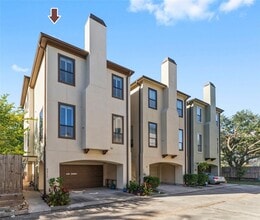 Building Photo - 9910 Orchard Ct