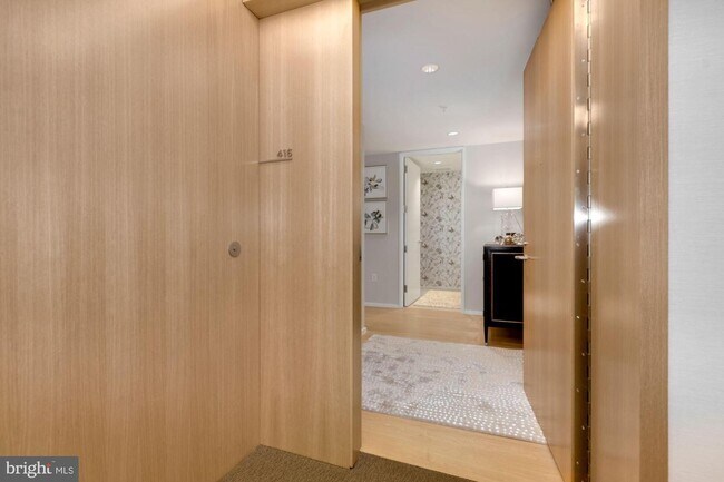 Foto del edificio - 920 I St NW