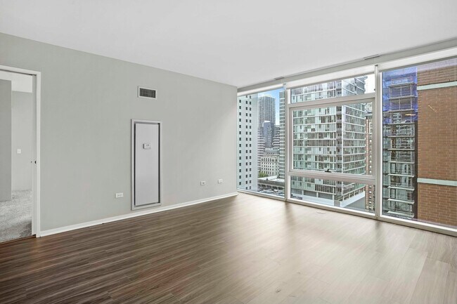Foto del edificio - 210 E Illinois St