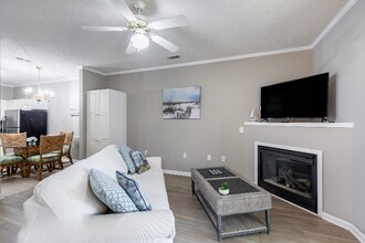 Building Photo - 9776 Leyland Dr