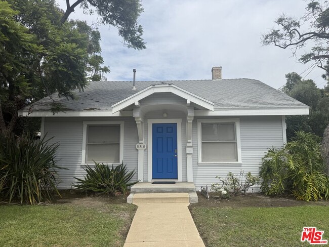 Foto del edificio - 1316 S Bundy Dr