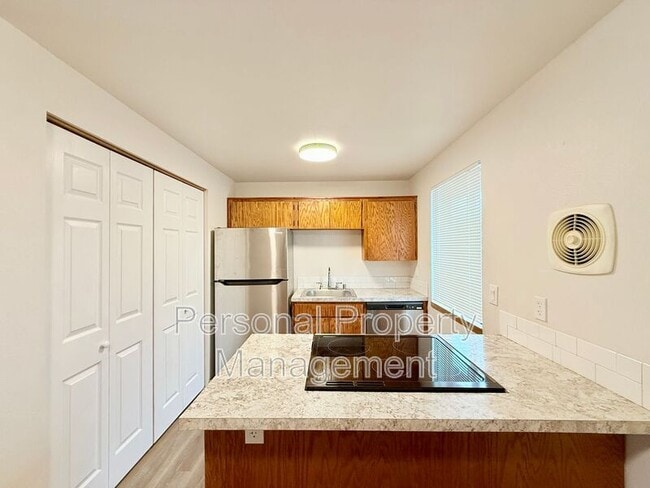 Building Photo - 3206 X St