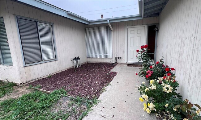 Foto del edificio - 11522 Poplar St