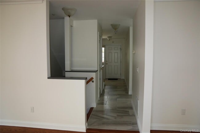 Building Photo - 140 Winding Ridge Rd