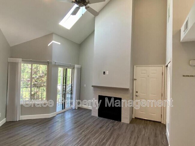 Foto del edificio - 4846 E Kentucky Ave