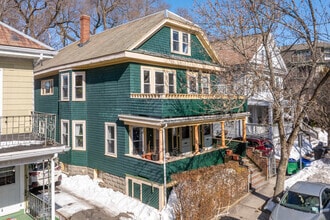 Building Photo - 45-47 Clarendon Ave