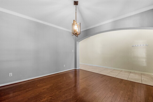 Foto del edificio - 7 Ebony Oaks Pl