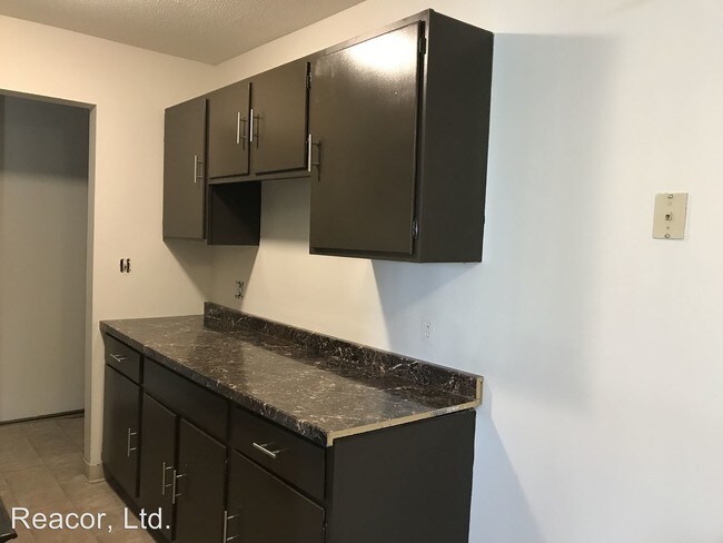 Foto del edificio - 2400 109th Ave NW