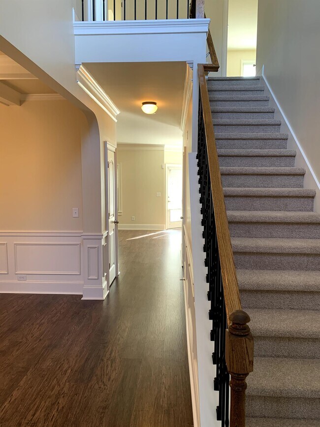 Building Photo - 3762 Trillium Wood Trail SW