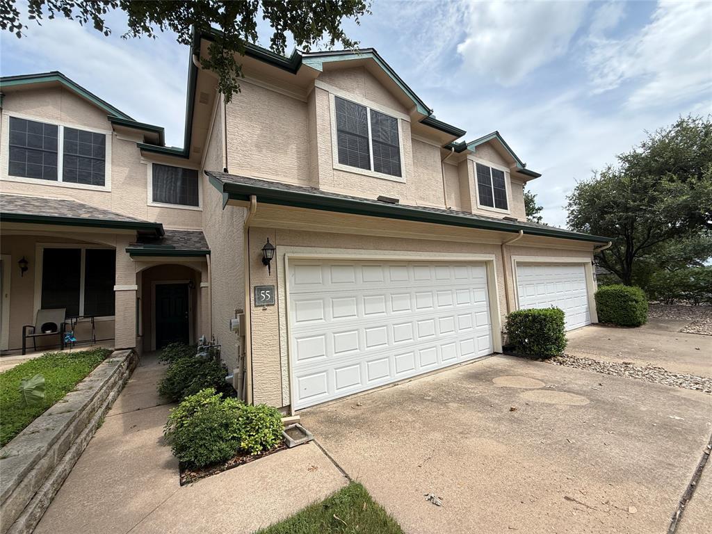 Foto principal - 2100 Pipers Field Dr