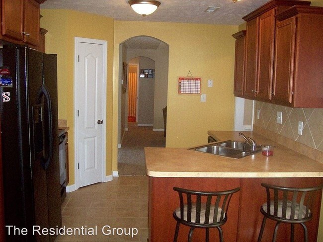 Building Photo - 3 br, 2 bath House - 168 Bear Creek Drive