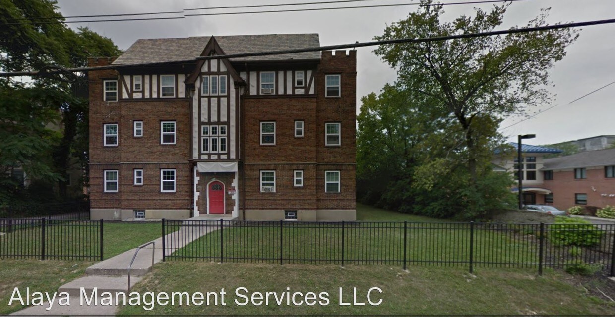 Primary Photo - 2532 Highland Ave