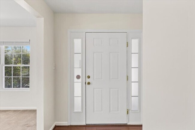 Foto del edificio - ***Coming Soon!!!***Spacious and Move-In R...