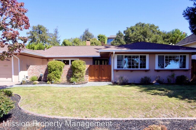 Building Photo - 3 br, 2.5 bath House - 3272 Round Hill Dr