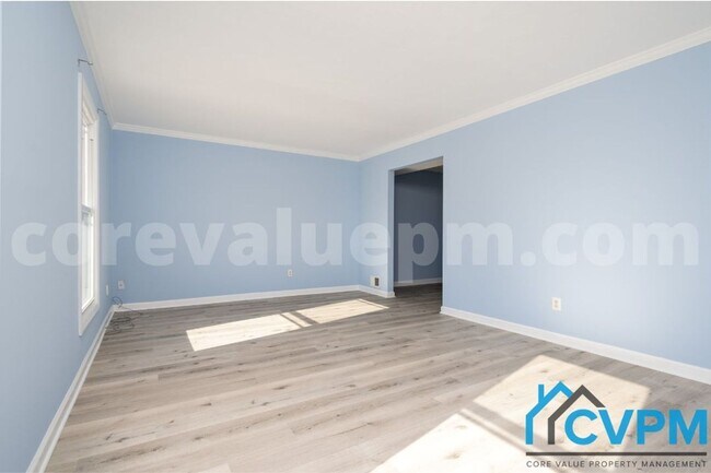 Foto del edificio - 7884 Huguenot Ct