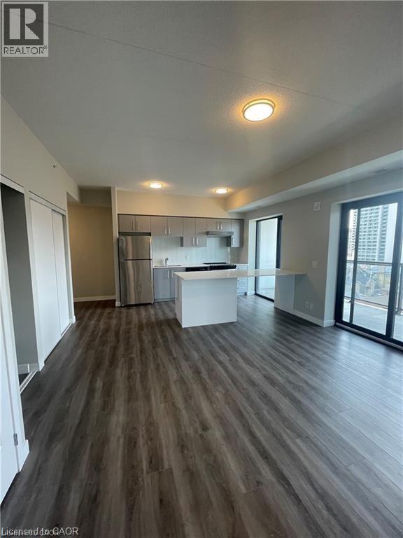 Photo du bâtiment - 15 Queen St S