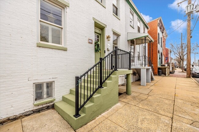 Foto del edificio - 15 E 5th St