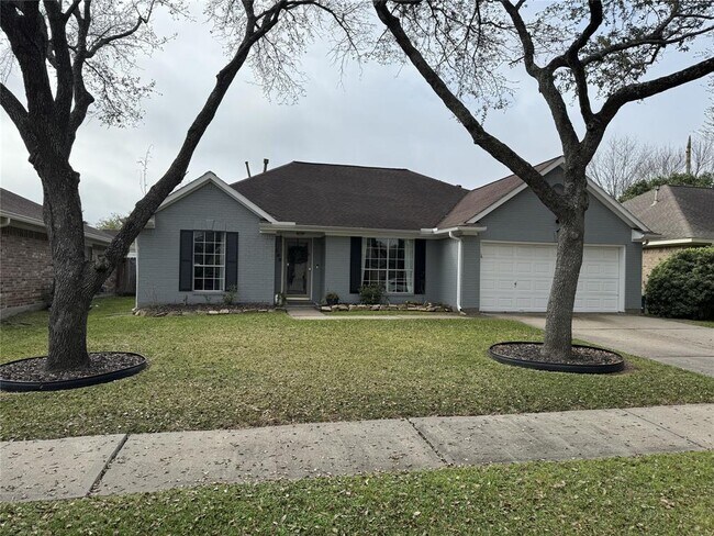 Foto del edificio - 5105 Glenview Ct