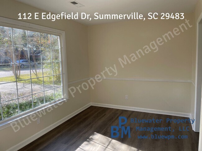 Building Photo - 112 E Edgefield Dr