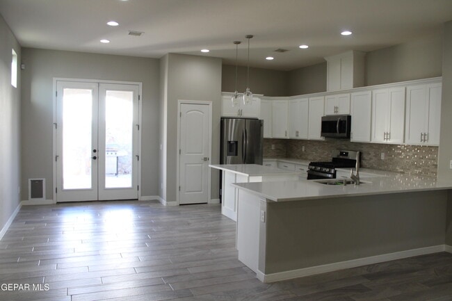 Foto del edificio - 754 Flexford St