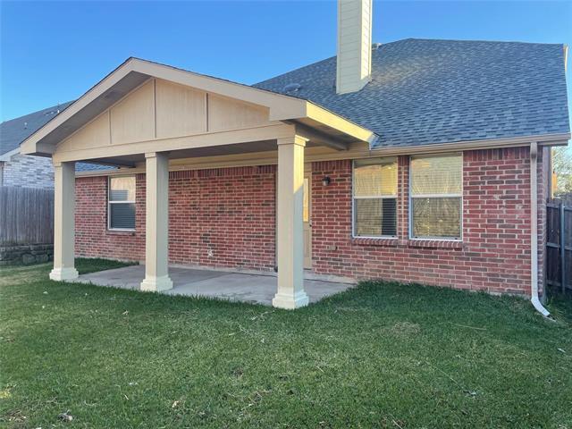 Building Photo - 10688 Midway Dr