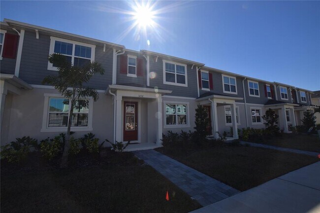 Foto del edificio - 3232 Gardenia Reserve St