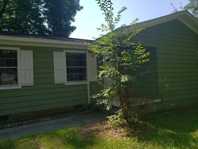 Building Photo - 563 N Park Dr