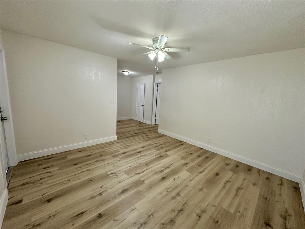 Foto principal - 1105 NE 5th Ter