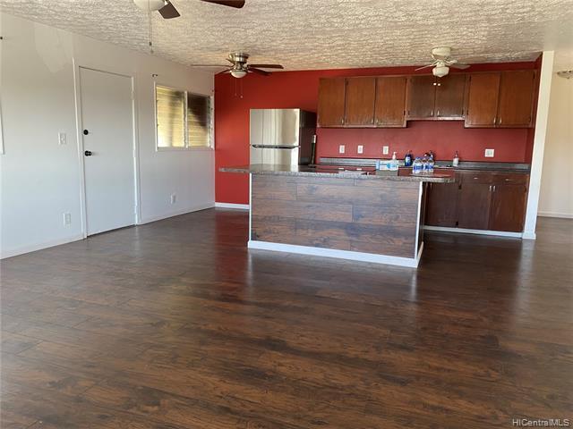 Building Photo - 92-706-706 Halalani Pl