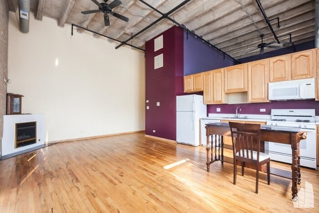 Foto del edificio - 100 S Ashland Ave