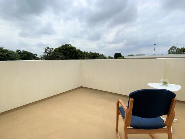 private roof deck - 5601 W 78th St