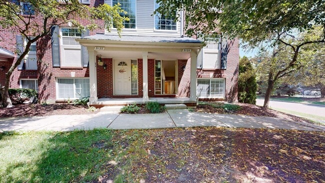 Building Photo - 3120 Promenade Cir