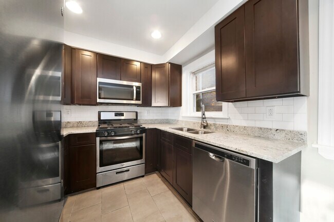 Foto del edificio - 2745 W Gregory St