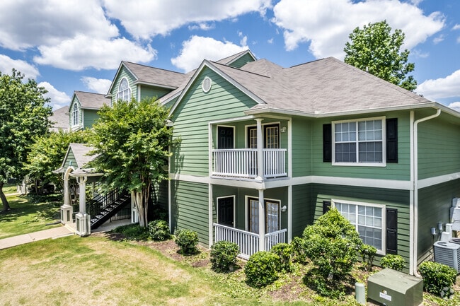 Building Photo - Camellia Trace