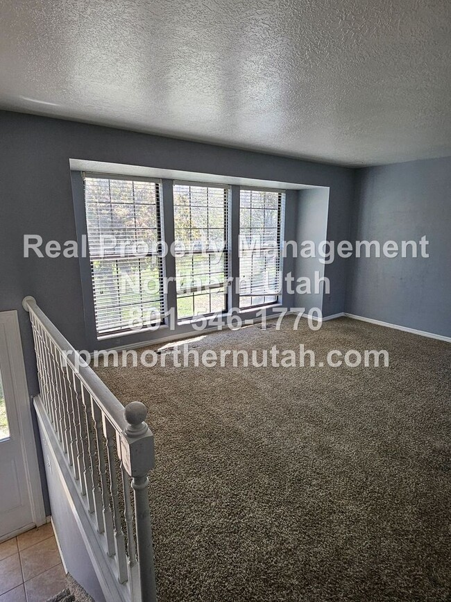 Foto del edificio - 3 Bedroom 2 Bath Home in Layton Now Availa...