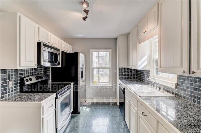 Foto del edificio - 908 NW 37th St