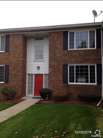 Building Photo - 25332 Shiawassee Cir
