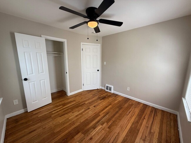 Building Photo - Renovated 3-Bedroom Home – Section 8 Welcome!