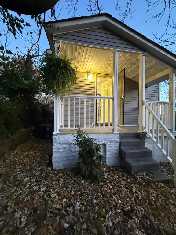 Foto del edificio - 5411 Hamilton Ave