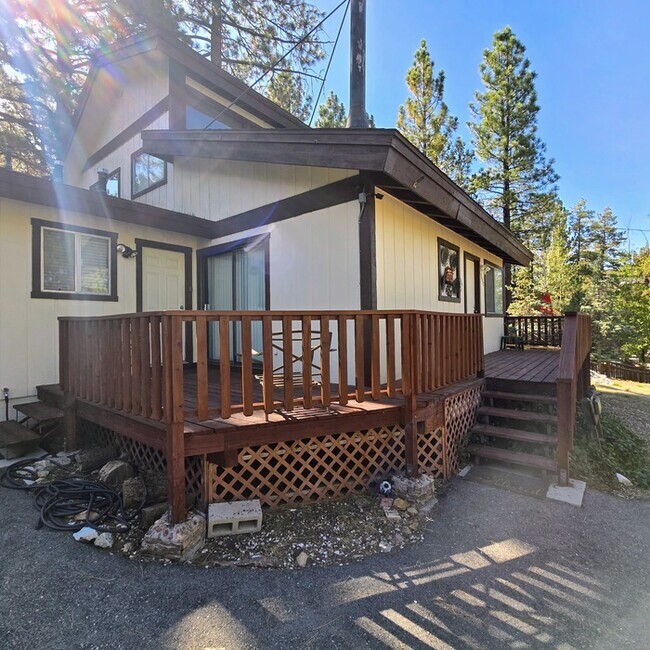 Foto del edificio - Charming 3-Bedroom + Loft Home in Shay Meadows
