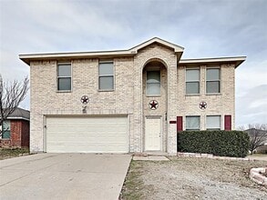 Building Photo - 4050 Hunters Creek Dr
