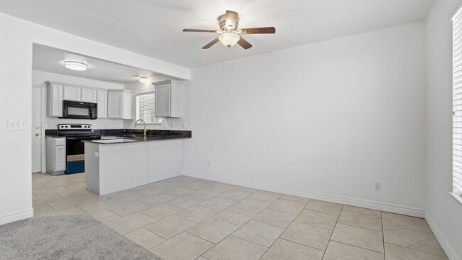 Building Photo - 1176 E 660 N