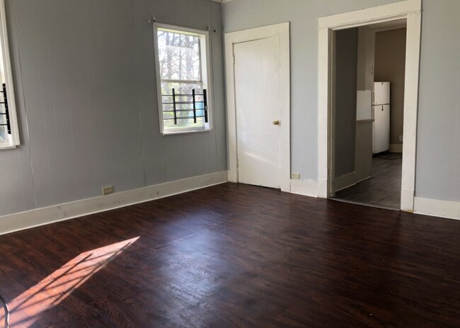 Foto del edificio - 3204 Lee Ave