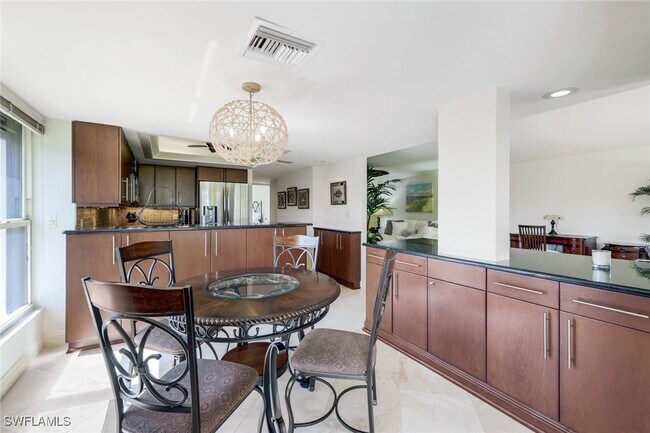 Foto del edificio - 4451 Gulf Shore Blvd N
