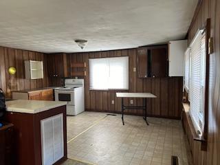 Foto del edificio - 2421 Blue Bend Rd