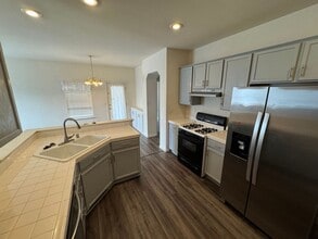 Building Photo - 371 Calaway Ct