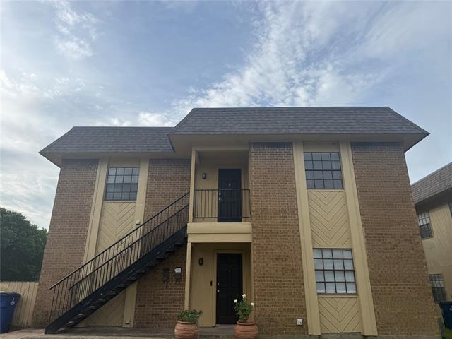 Building Photo - 611 W Gilmer St