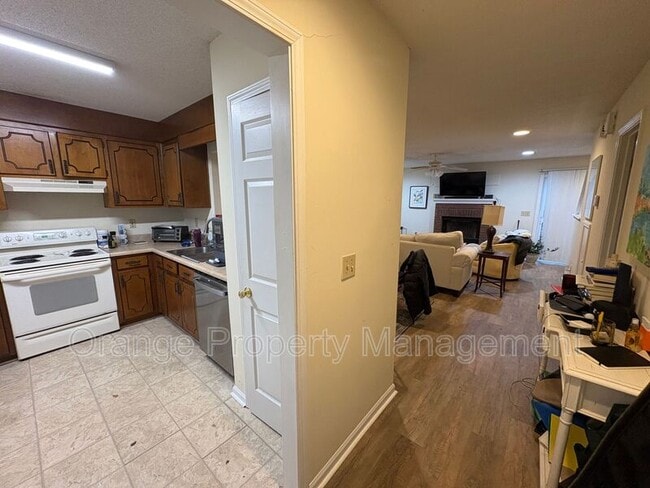 Photo - 112 College Heights Blvd House