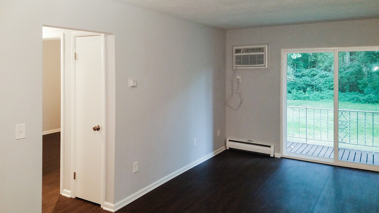 5216 Lake Rd, Sheffield Lake, OH 44256 Apartments in Sheffield Lake