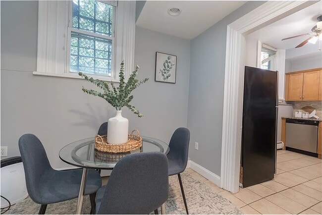 Building Photo - Fantastic one Bedroom Apt